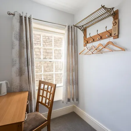 The Black Swan 3* Pickering