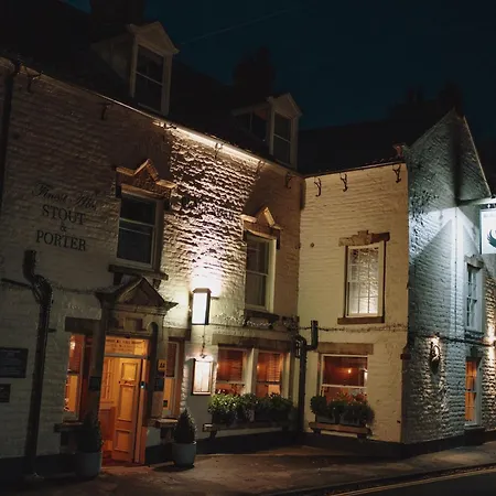 The Black Swan Hotel