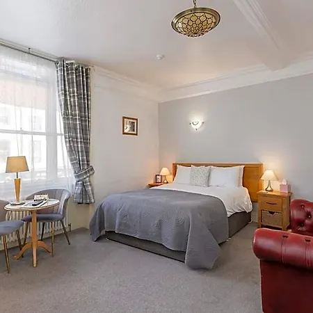 The Black Swan 3* Pickering