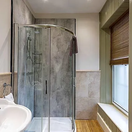 The Black Swan Hotel 3*