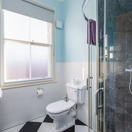 Hotel The Black Swan